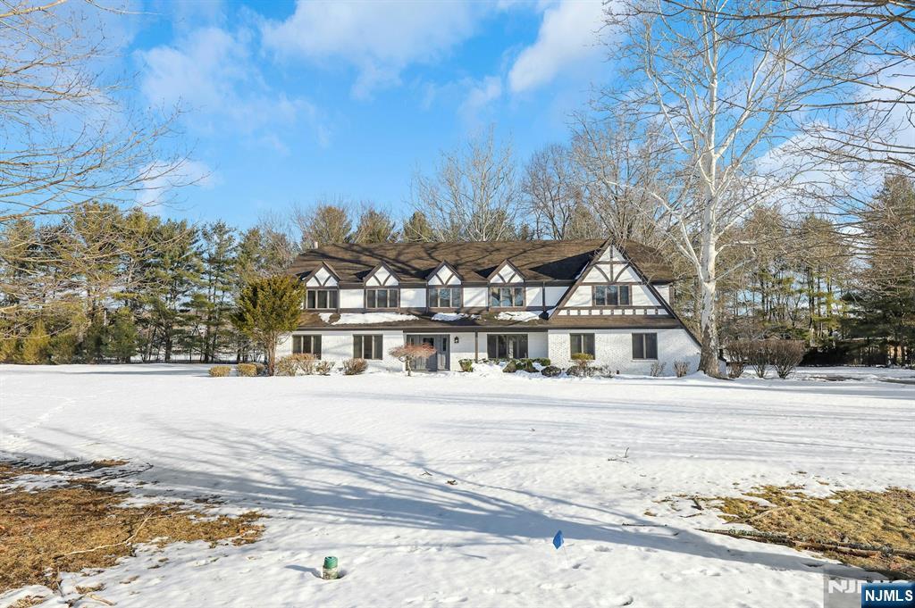 14 Washington Lane, Mahwah, NJ 07430 Listing Photo  0