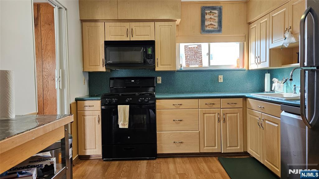 560 Boulevard - Photo 4