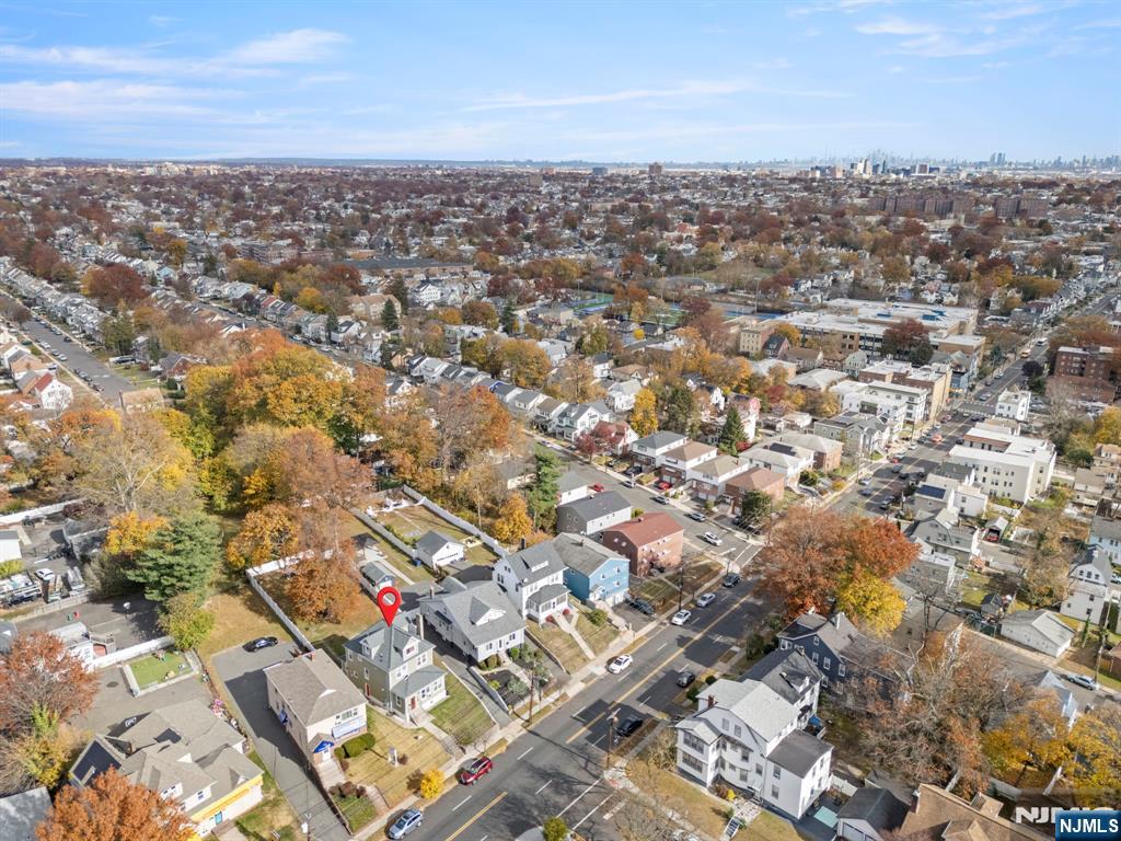 1373 Clinton Avenue - Photo 2