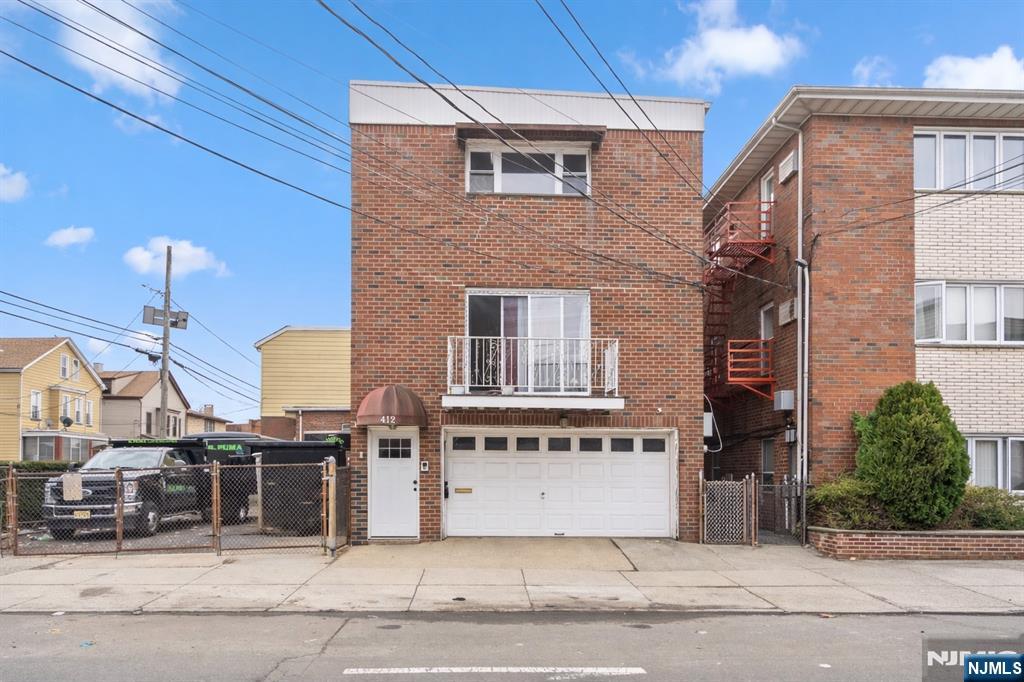 318 White Street, Orange, NJ, 07050