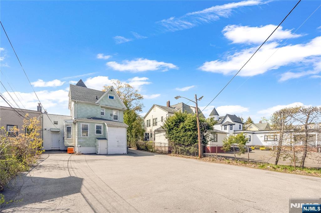149 Washington Avenue, Dumont, NJ 07628 Listing Photo  8