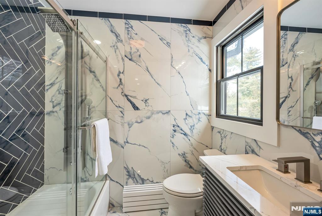 547 Highland Avenue, Ridgewood, NJ, 07450