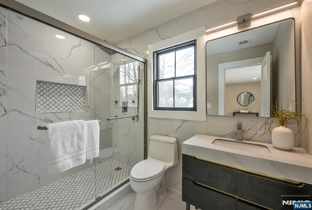 547 Highland Avenue, Ridgewood, NJ, 07450