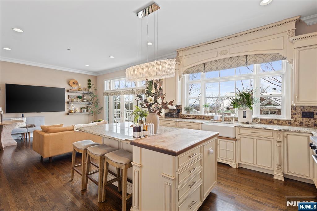 803 Heights Lane, Tenafly, NJ, 07670