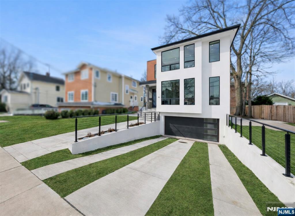 27 Knickerbocker Road, Closter, NJ, 07624