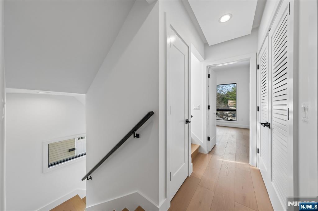43 Grove Street — photo 17