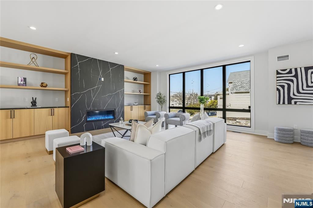 401 A Grand Avenue UNIT A, Leonia, NJ, 07605