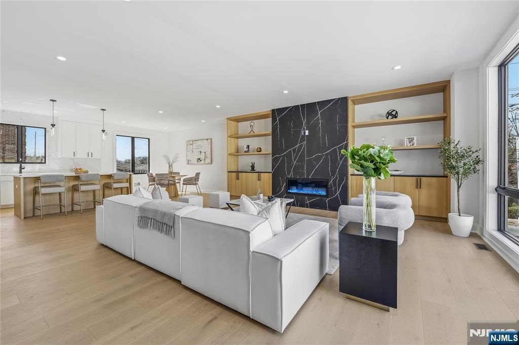 401 A Grand Avenue UNIT A, Leonia, NJ, 07605