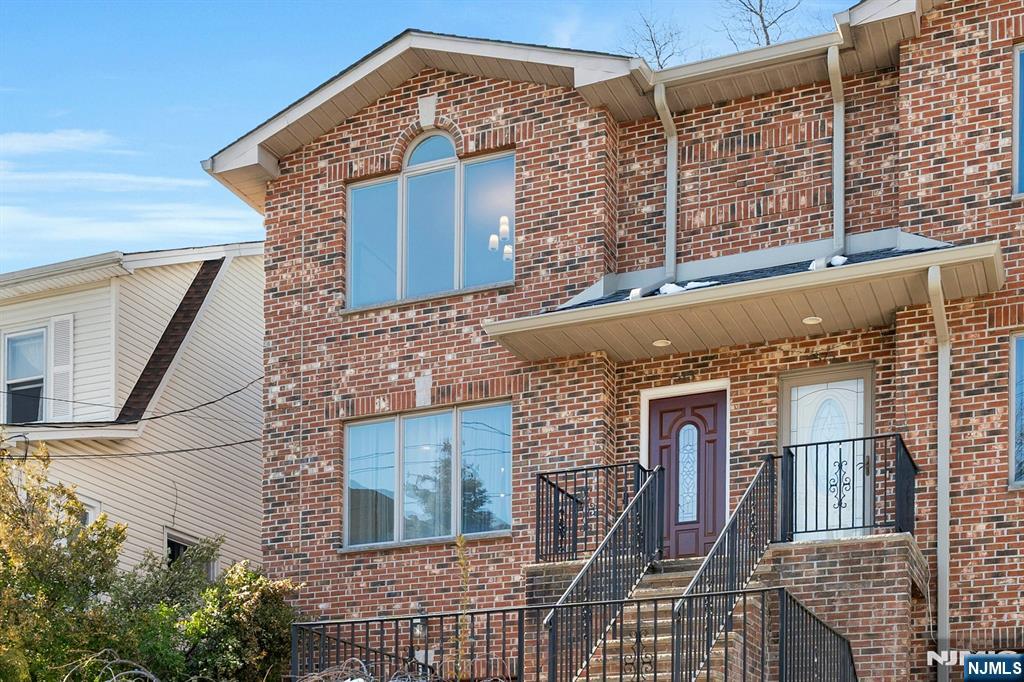 11 Gabriel Court UNIT 11, Paramus, NJ, 07652