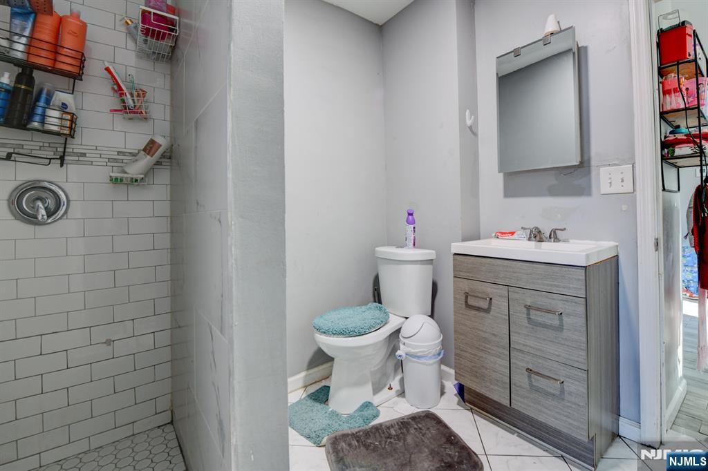 23 Hawkins Street, Newark, NJ, 07105