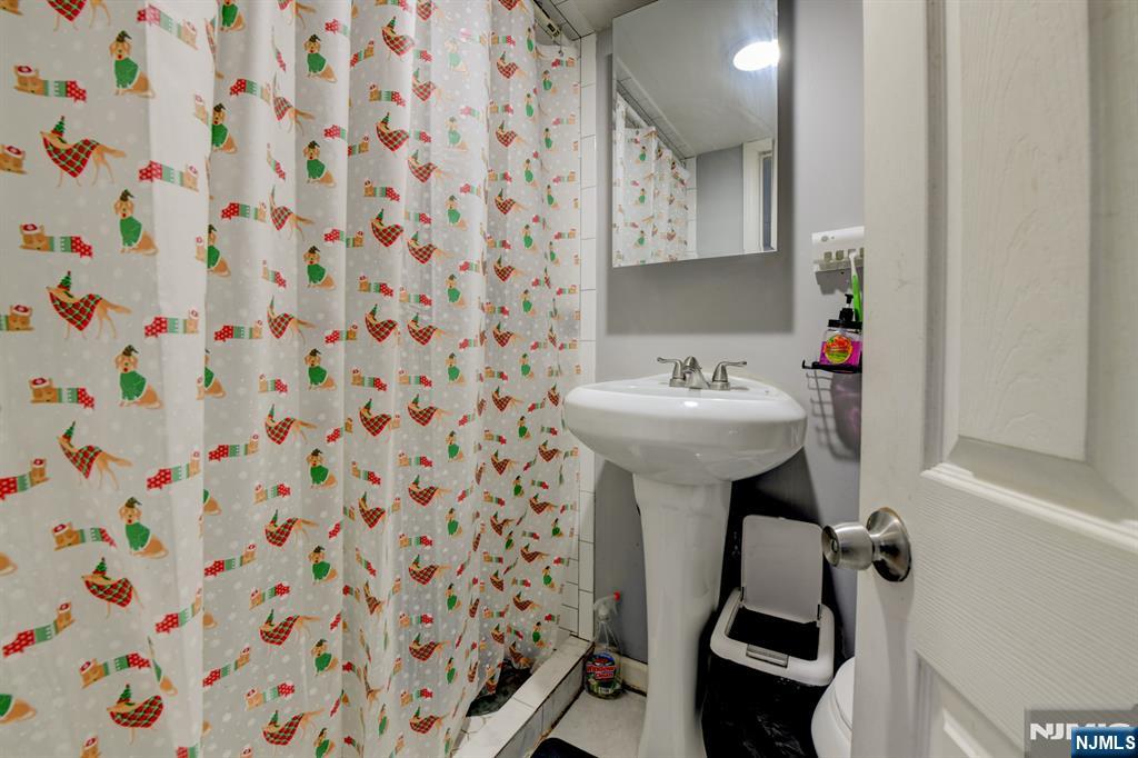 23 Hawkins Street, Newark, NJ, 07105