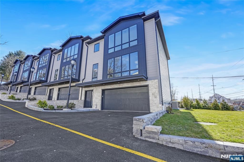 401 C Grand Avenue 401 C - Photo 2