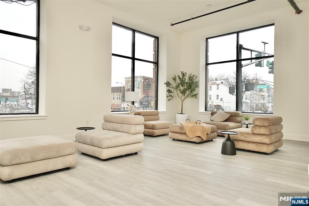 536-540 Central Avenue 305 - Photo 3