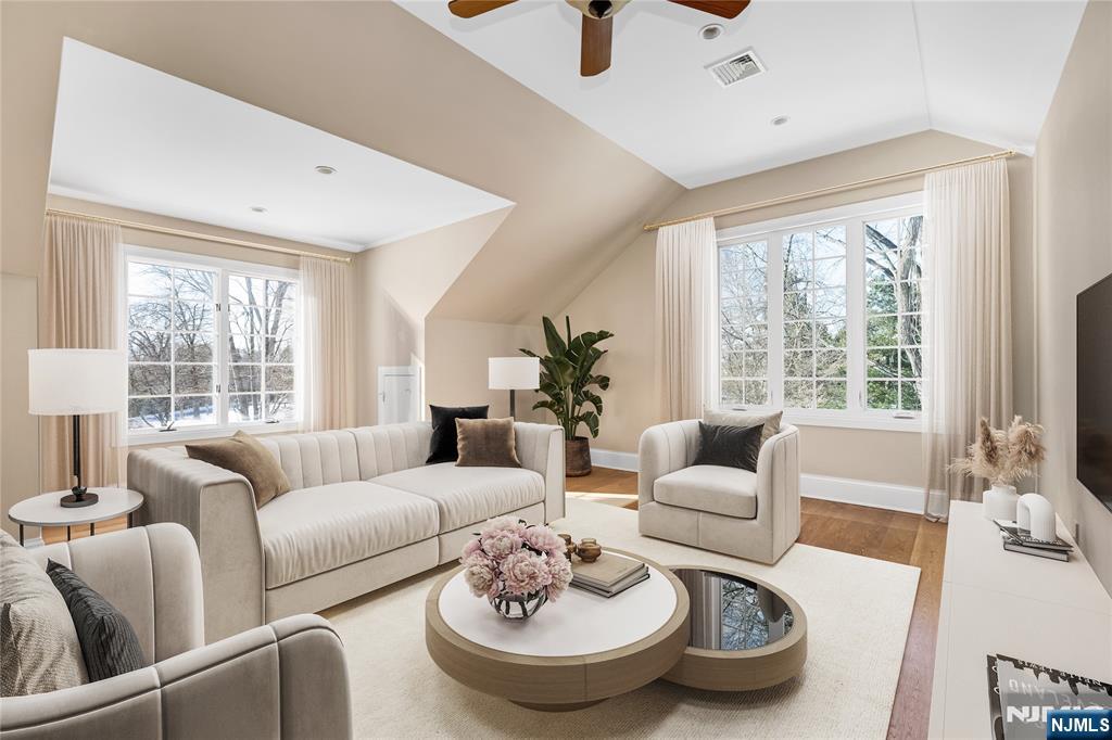 7 Orchard Lane - Photo 4