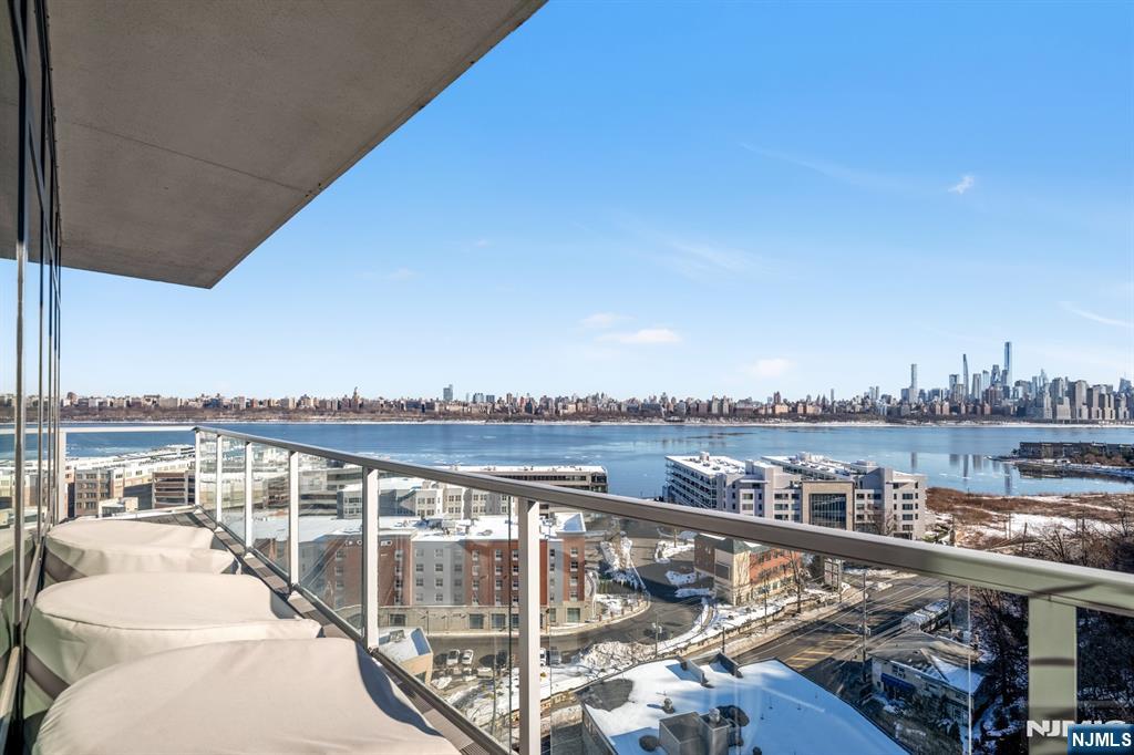 8701 Churchill Road #PH1501