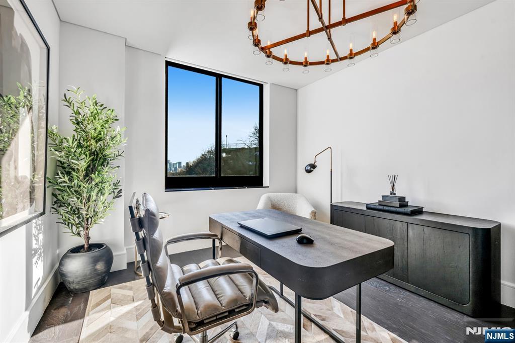 8701 Churchill Road #PH1501