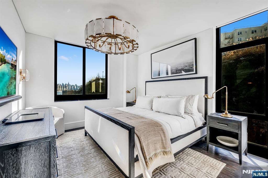 8701 Churchill Road #PH1501