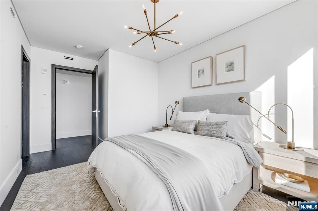 8701 Churchill Road #PH1501