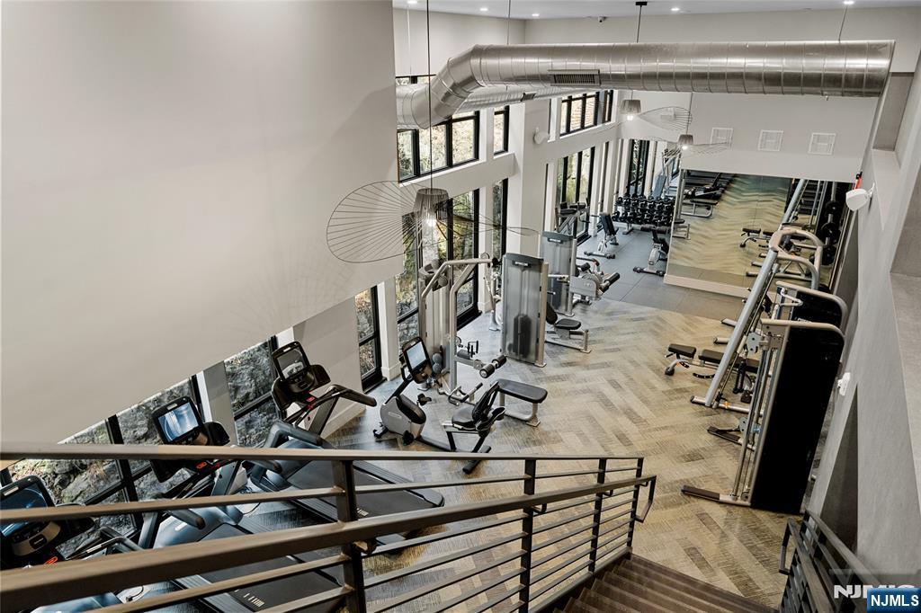 8701 Churchill Road #PH1501