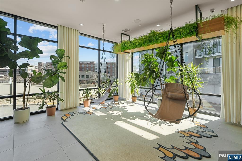 8701 Churchill Road #PH1501