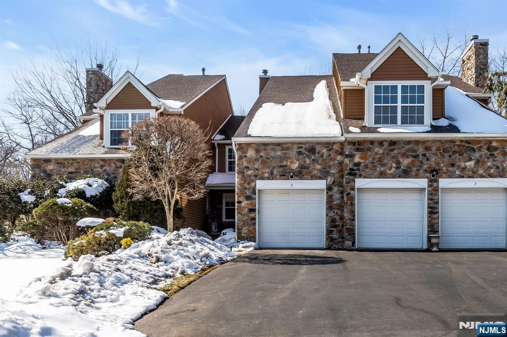 5 Hunter Road - Photo 1