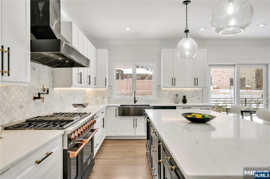 428 6th Street, #2, Palisades Park, NJ 07650 Listing Photo  17