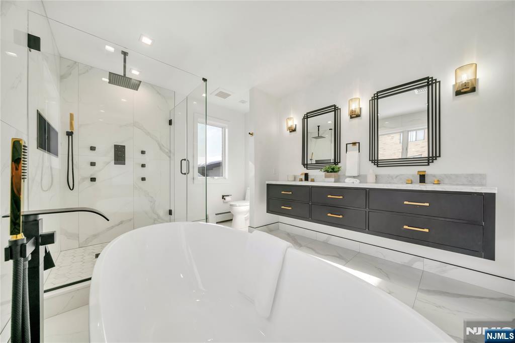 428 6th Street, #2, Palisades Park, NJ 07650 Listing Photo  27