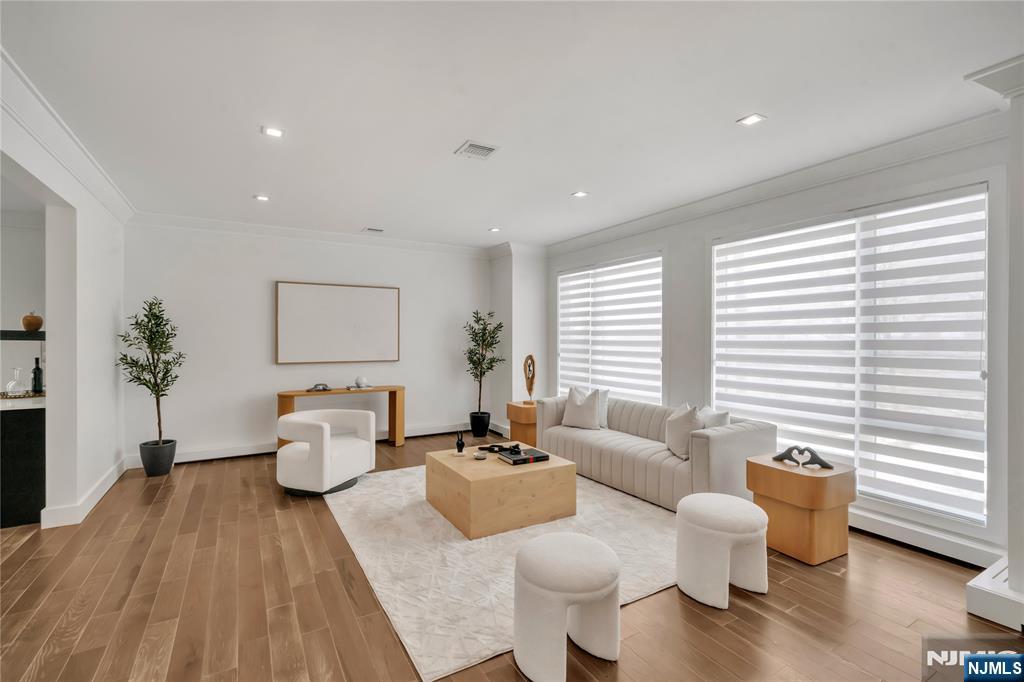 428 6th Street 2 - Photo 5
