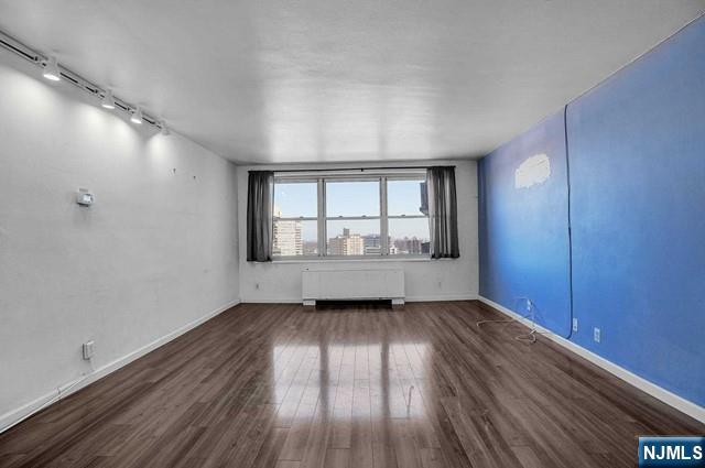 2100 Linwood Avenue 15P - Photo 9