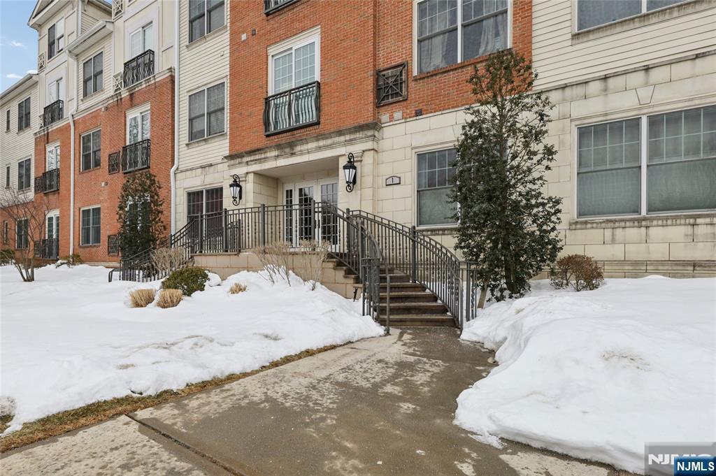 1314 The Pz, Tenafly, NJ 07670