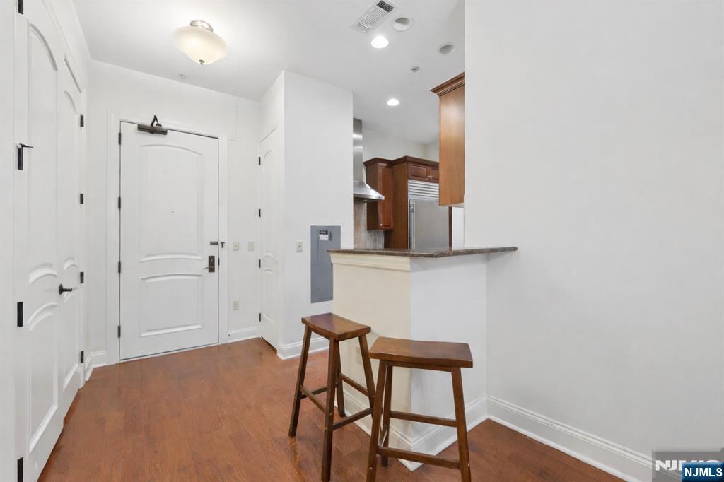 1314 The Pz, Tenafly, NJ 07670