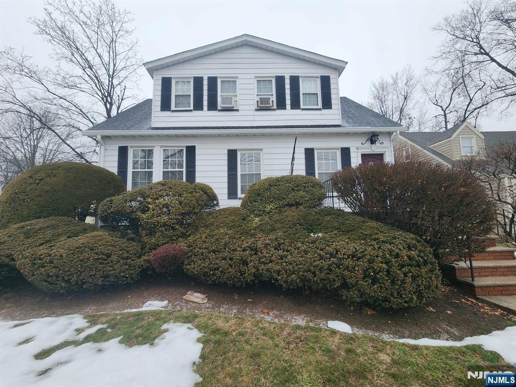 5 Bellevue Avenue - Photo 1