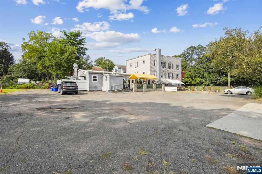 2 Passaic Avenue — photo 15