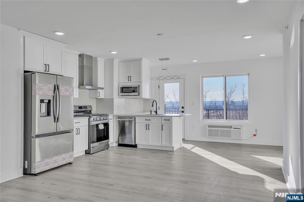 2601 Jane Street, #404, North Bergen, NJ 07047 Listing Photo  4