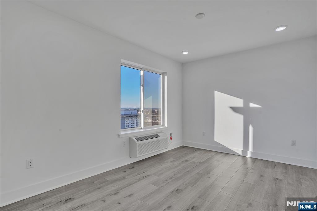 2601 Jane Street, #404, North Bergen, NJ 07047 Listing Photo  6