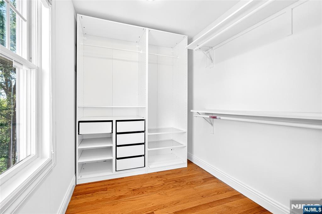 125 E Gramercy Place