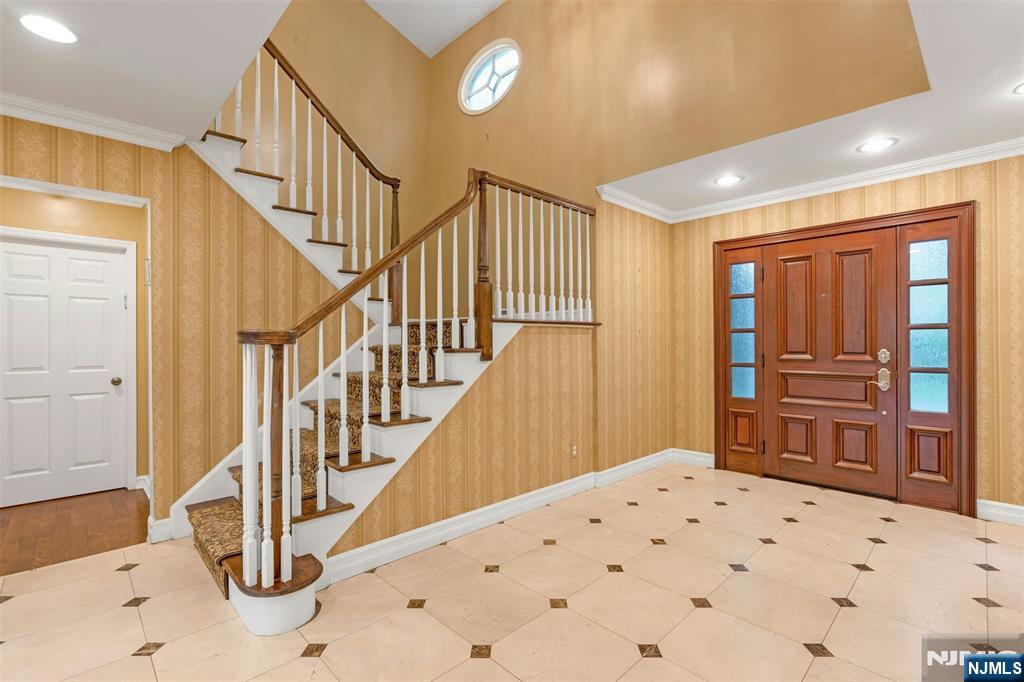 506 Sunderland Road - Photo 4
