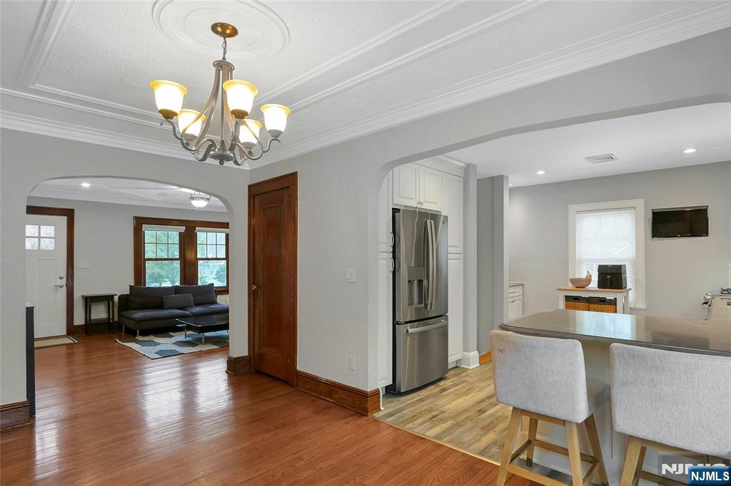 8 Edgewood Avenue, Wyckoff, NJ, 07481