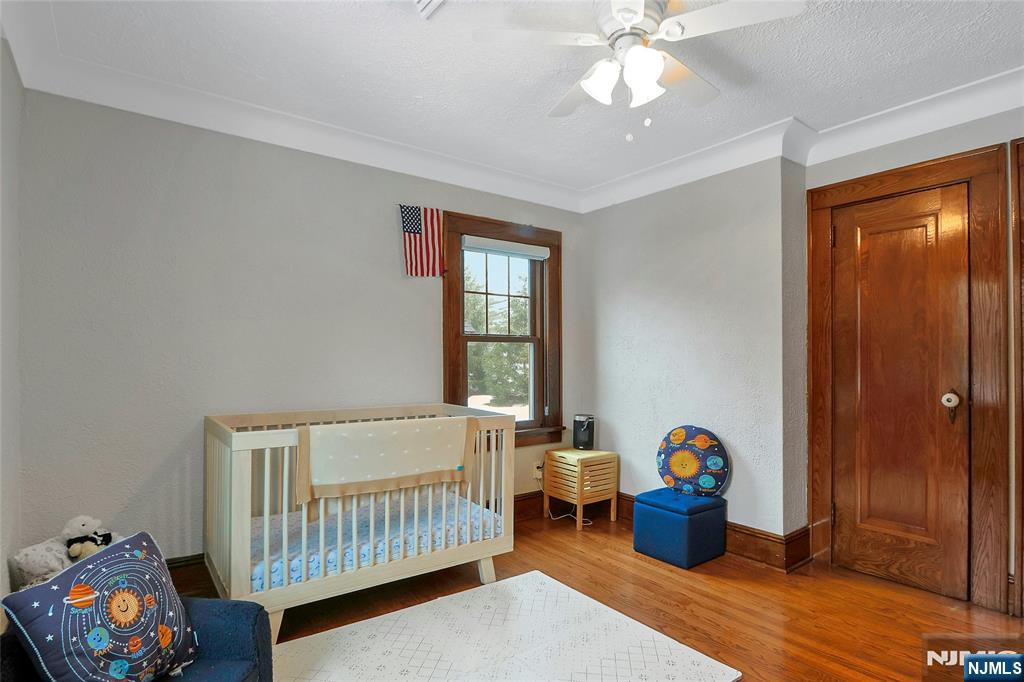 8 Edgewood Avenue, Wyckoff, NJ, 07481