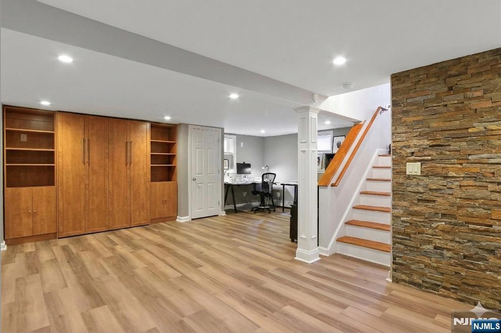 8 Edgewood Avenue, Wyckoff, NJ, 07481