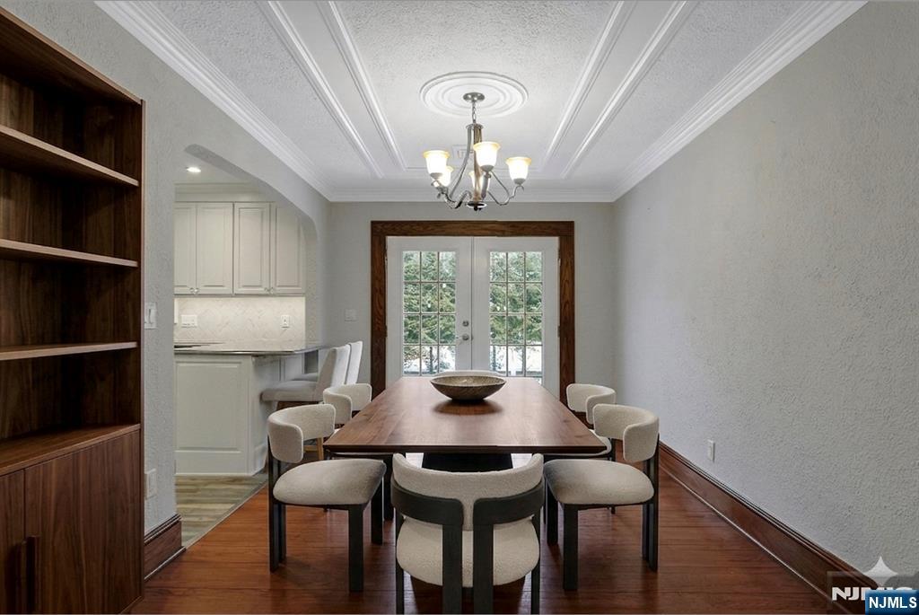 8 Edgewood Avenue, Wyckoff, NJ, 07481