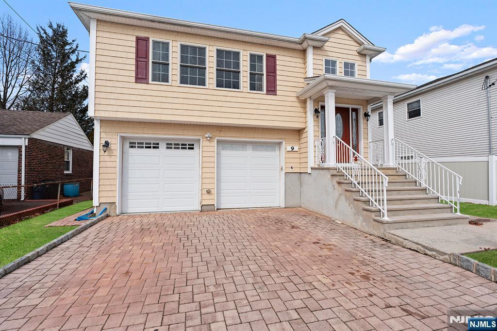 9 15th Avenue, Elmwood Park, NJ, 07407