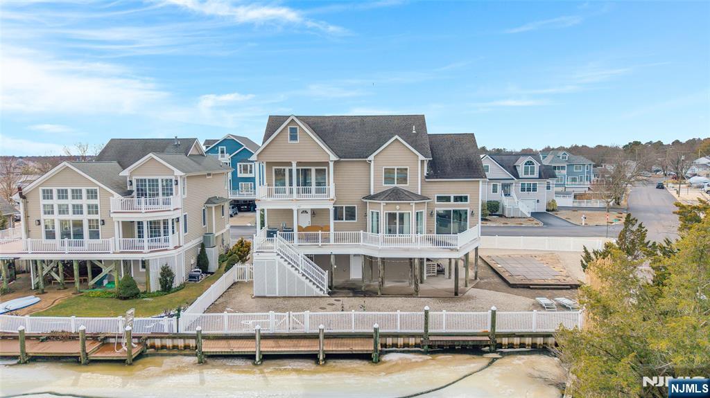 1828 Cable Drive - Photo 2