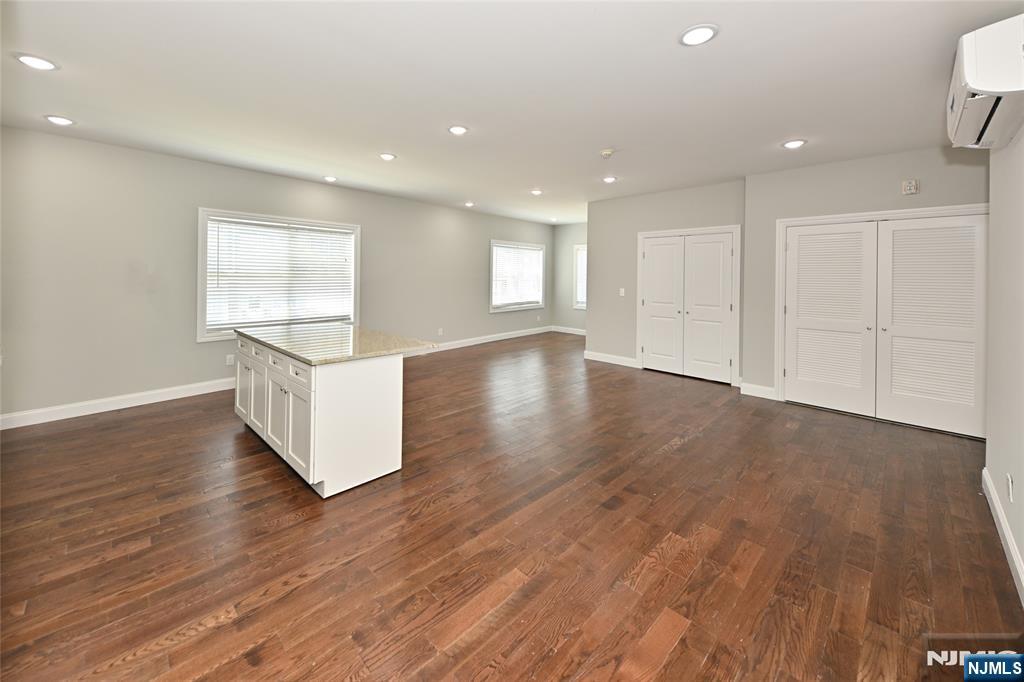 59 Lincoln Avenue — photo 22
