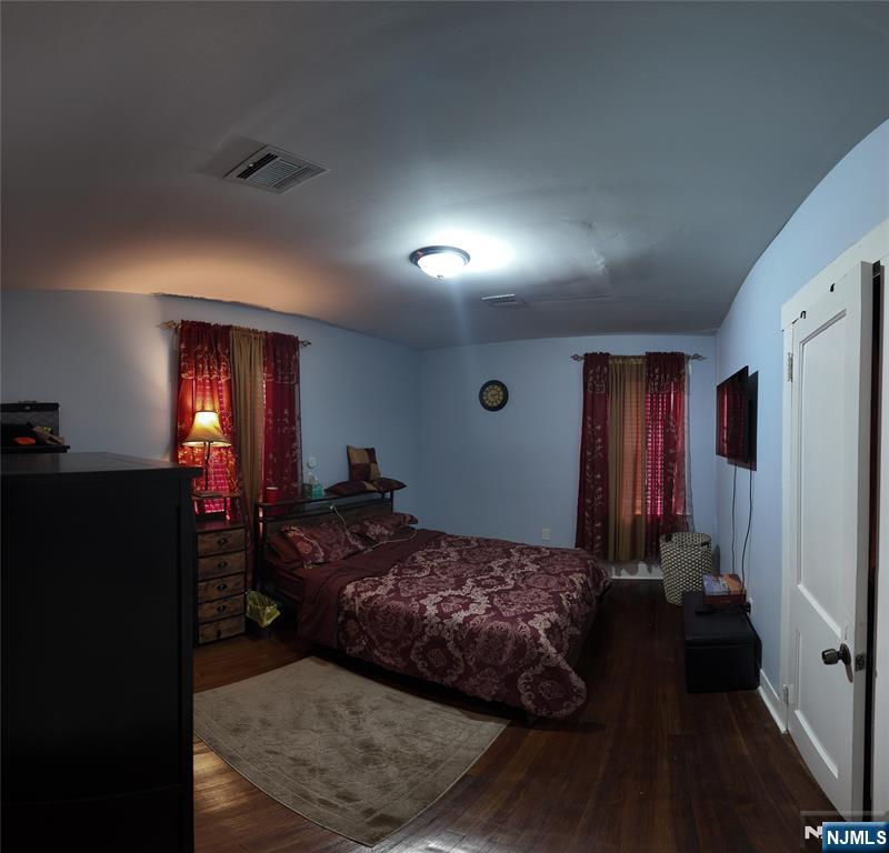251 Weequahic Avenue - Photo 5