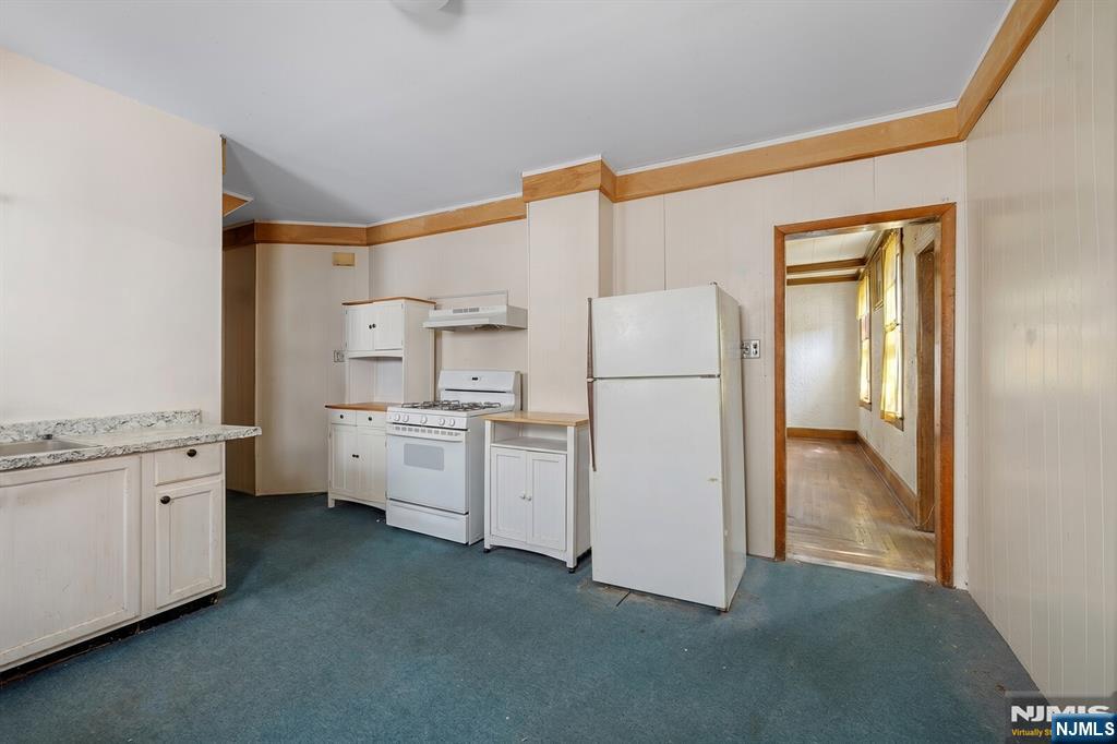 65 Marsellus Place