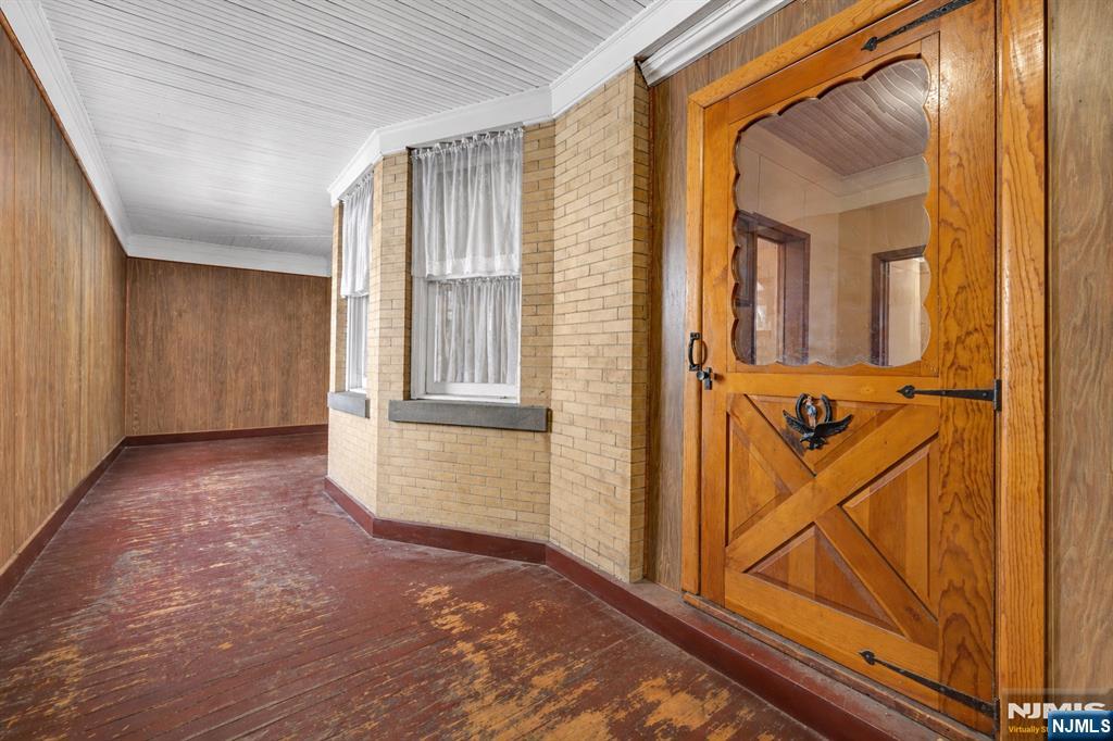 65 Marsellus Place