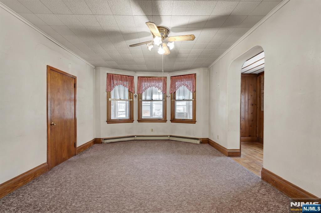 65 Marsellus Place