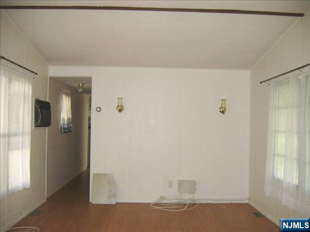 600 - 127 PULIS Avenue - Photo 4