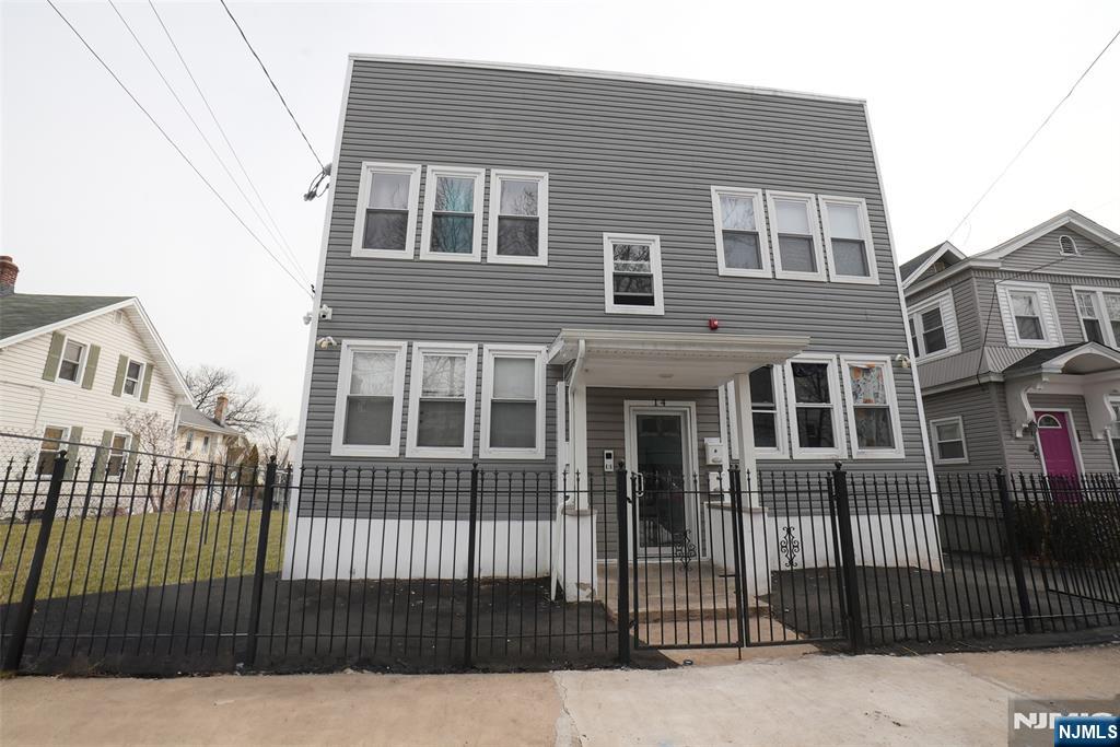 14-16 Hazel Place - Photo 1